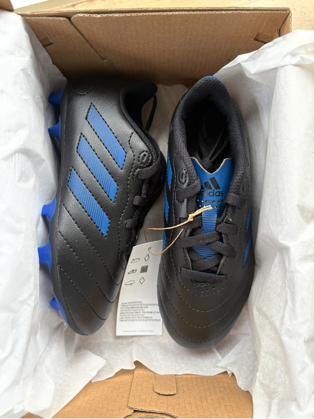 ✨BNIB✨ Adidas Kids Soccer Cleats